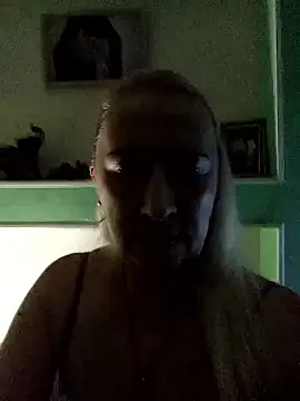 Chatroom XXX en direct de Esenia505