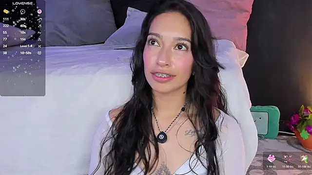 Noaah25_ Live XXX-Chat