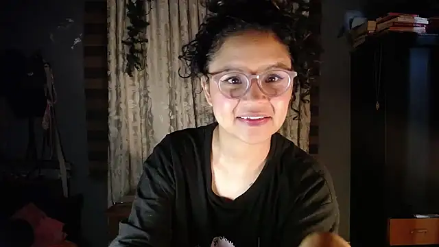 Hathorlove's Live XXX Chat