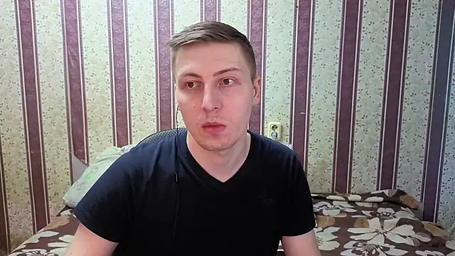 darienlarge: διαδικτυακό σόου στην κάμερα