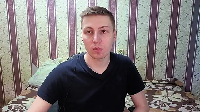 darienlarge Adlı Modelin Canlı XXX Sohbeti