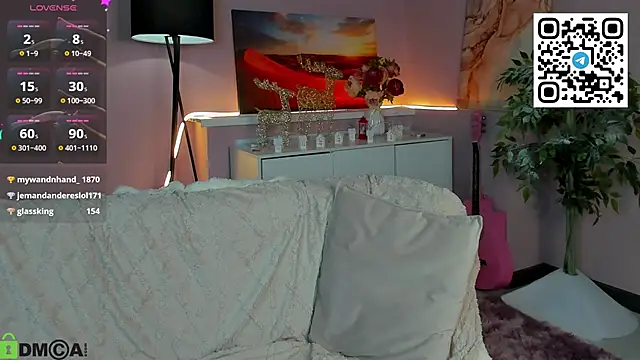 Czat XXX na żywo – CherryLexi_