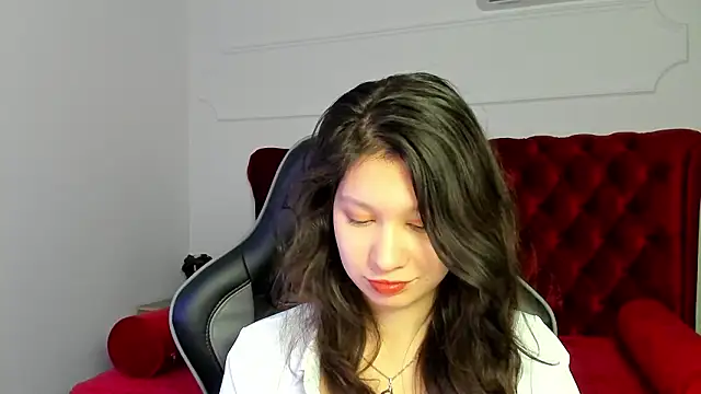 SaraDenarsのライブXXXチャット