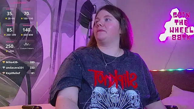 RubyValen's Live XXX Chat