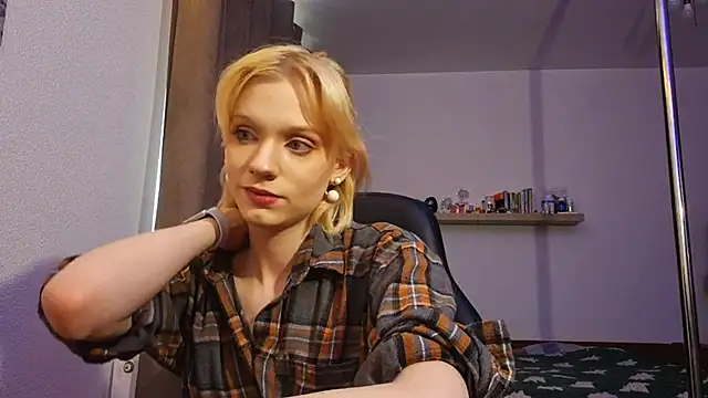 AuraNevera's Live XXX Chat