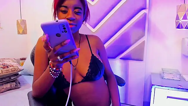 SabrinaBrownn's Live XXX Chat