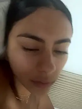 Lilybeeth Chat XXX live