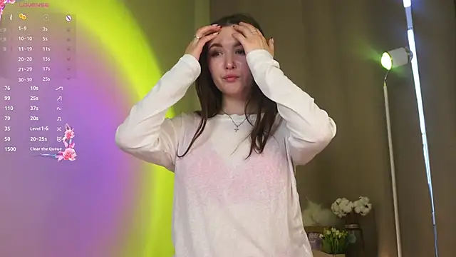 AlinaOrf's Live XXX Chat