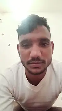 BiggerDickGuy Adlı Modelin Canlı XXX Sohbeti