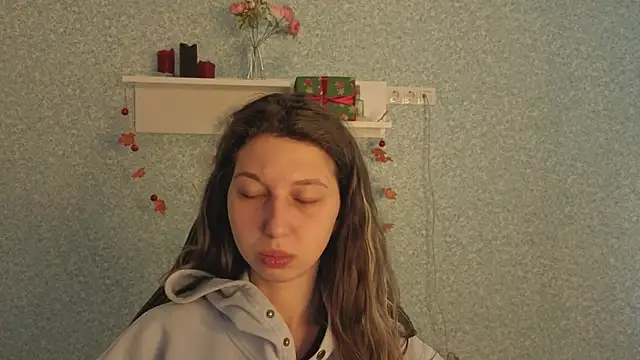 CuteEllii: онлайн-секс-чат