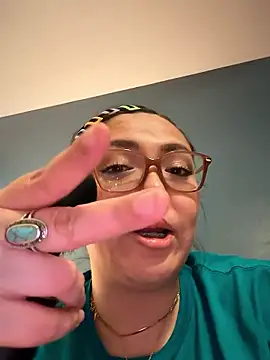 LunaMaeX0 Adlı Modelin Canlı XXX Sohbeti