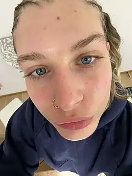 SassynNatty's Live XXX Chat