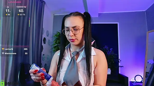 JulietNova's Live XXX Chat