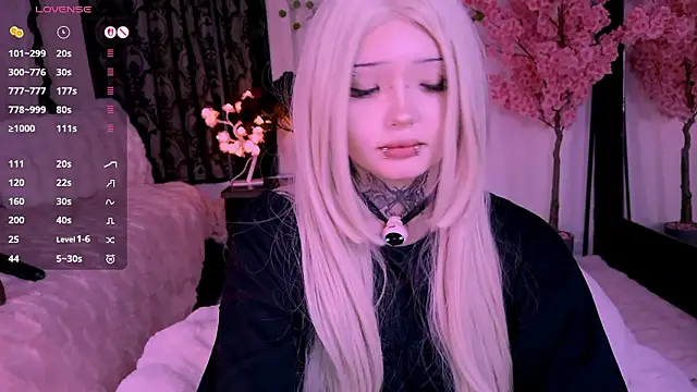 XXX chat uživo modela Lein_Bone