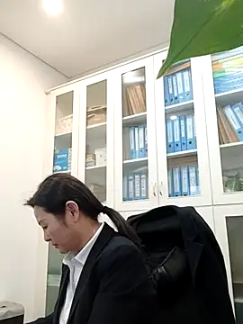 ialnuyoa_h's Live XXX Chat