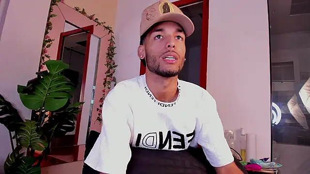 Thiagoferreti – Live XXX-chat