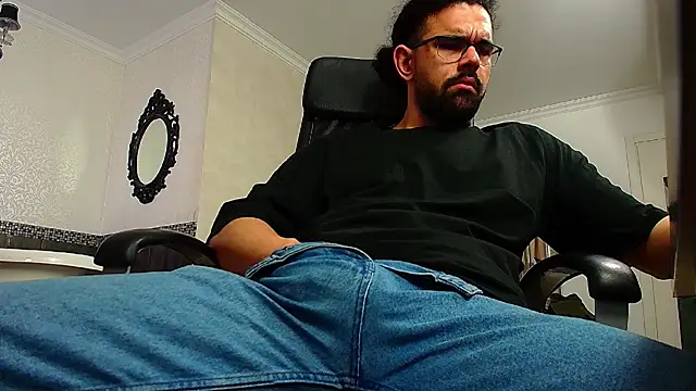 Show modela KysonRhodes na web-kameri