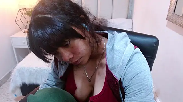 laureentt_ Chat XXX live