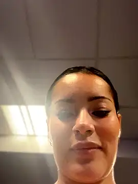 Risky_Workouts' Live XXX Chat