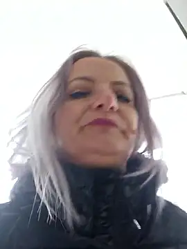 LadyTouch: онлайн-секс-чат