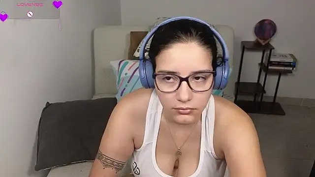 blue__moon_'s Live XXX Chat