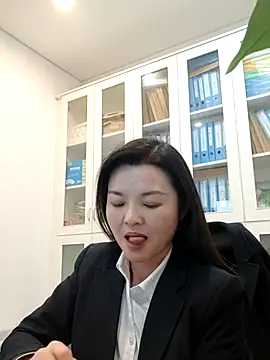 ialnuyoa_h's Live XXX Chat