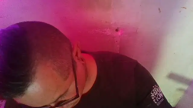 Chat XXX ao vivo de AlanDicksons