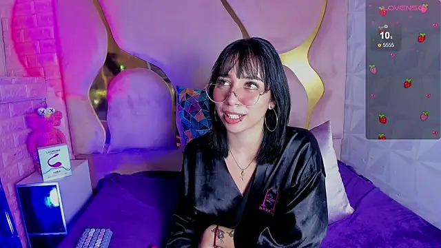 NaniiSisy's Live XXX Chat