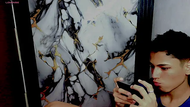 Im_david02 élő XXX-chatje