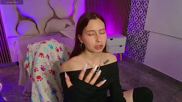 KATANA_TAY – Naživo XXX chat