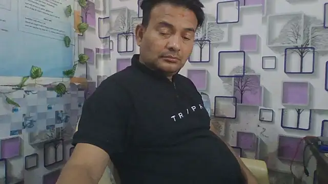 دردشة KUMA_500 الجنسية المباشرة