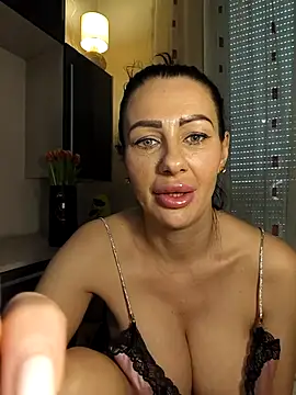 IRISWHITE17 – Kamerová šou