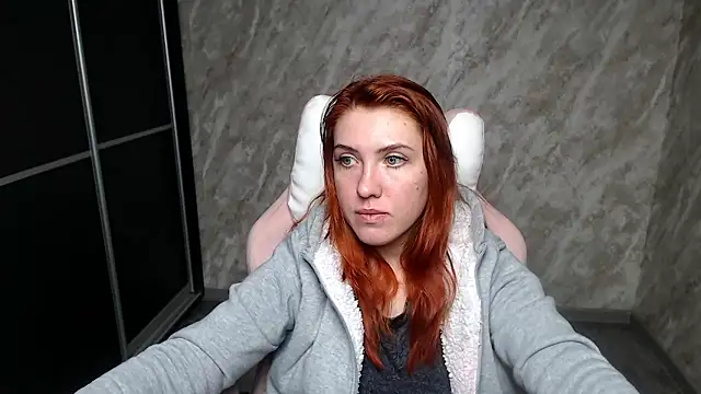 Reginasmilee – Naživo XXX chat