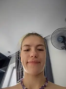 -Sexy_Barbie- – Naživo XXX chat