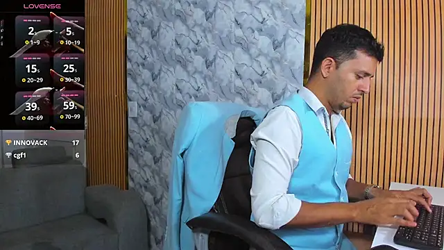 دردشة Hideintheoffice الجنسية المباشرة