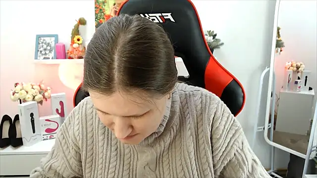 Lucky_Lana – Naživo XXX chat