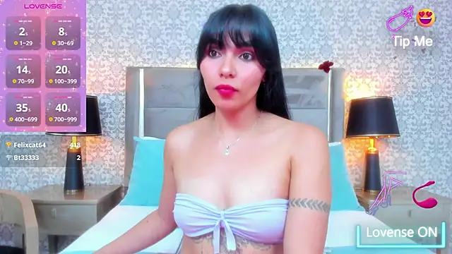 Chat XXX ao vivo de KoralBlum