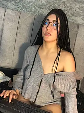 Odett_Khast – Naživo XXX chat