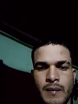 Fernandocj_ Chat XXX in diretta