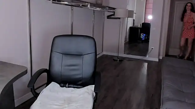 Mila_Anders – Naživo XXX chat