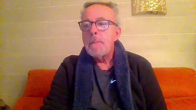 tuggy59 – Naživo XXX chat