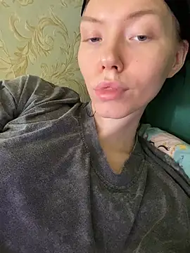 Lisaaa_Alisa – Naživo XXX chat