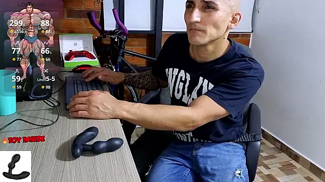 Marck_Muscle 라이브 XXX 채팅