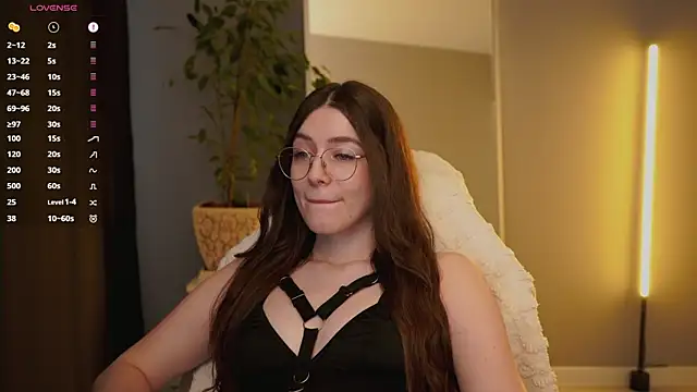 Ester_Hill – Naživo XXX chat