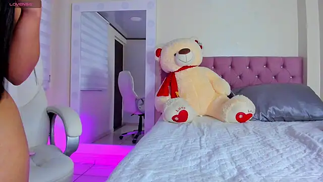 isaa_19 – Naživo XXX chat