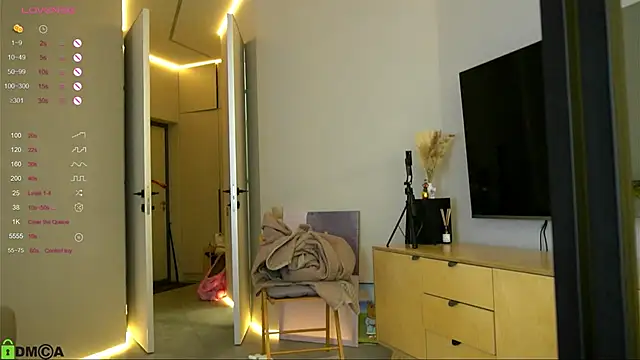 LittleOriana's Webcam Show