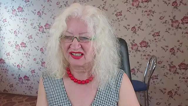 Maya_Mayflower – Naživo XXX chat