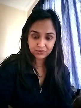 Онлайн чат XXX cute_indianxo