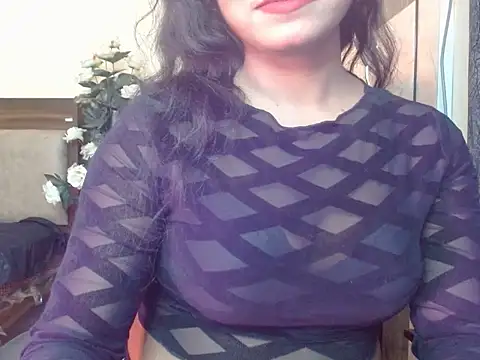 Miss_Virgingirl04: онлайн-секс-чат