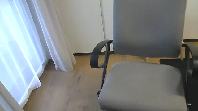 nudekerschi_m – Naživo XXX chat